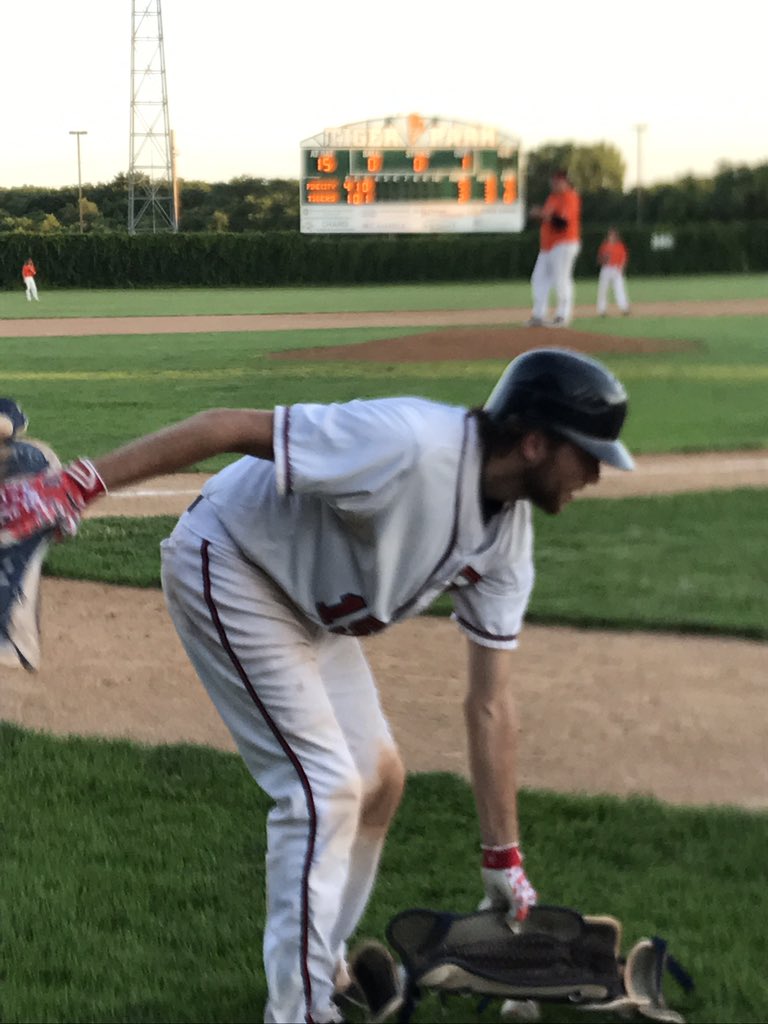 bptigertown's tweet photo. 2 outs and the guy in front of you gets on ... #CatcherLife https://t.co/l2sHBZvEBb
