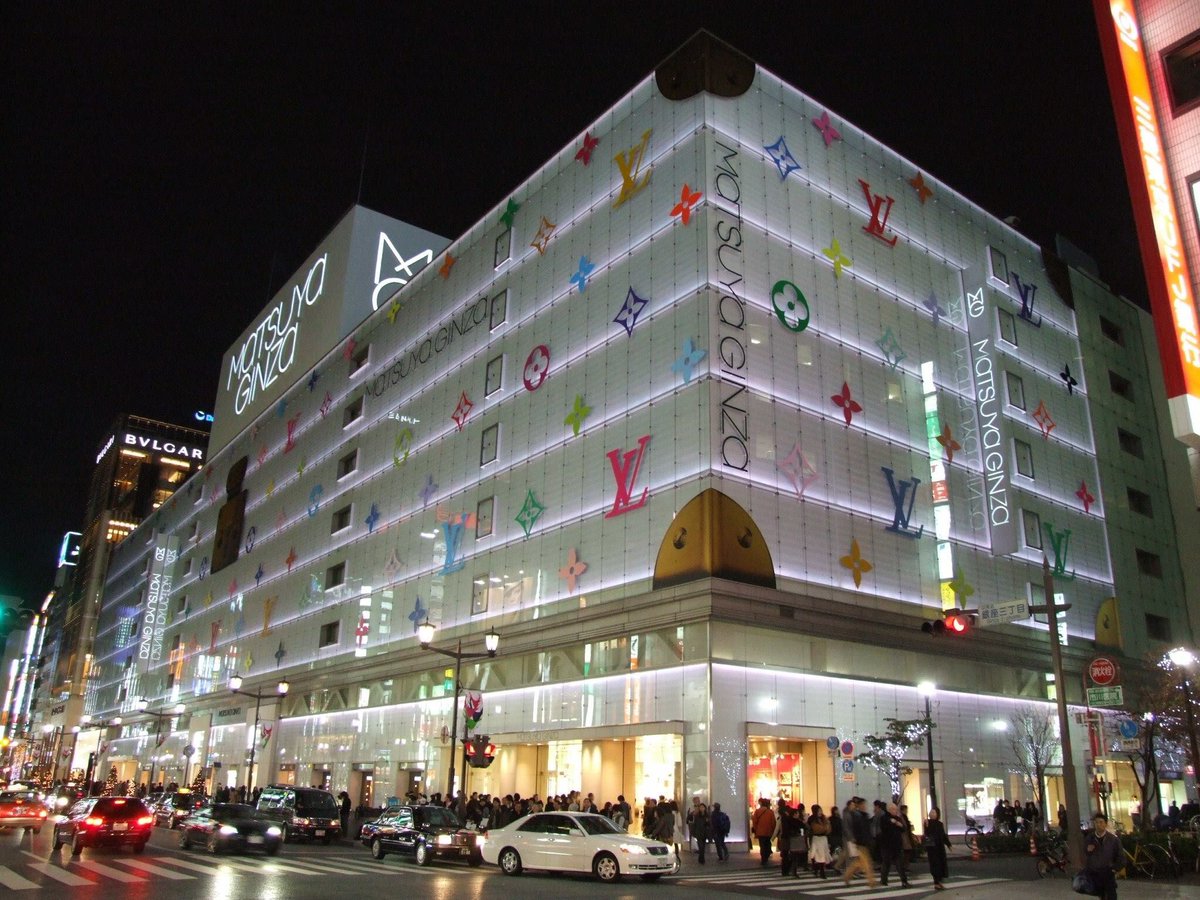 Dominic Watanabe Matsuya Department Store In Ginza Toyko The Facade Itself Is A Piece Of Art 東京 銀座 松屋百貨店的外牆本身就是一件 藝術品 Louisvuitton Japan