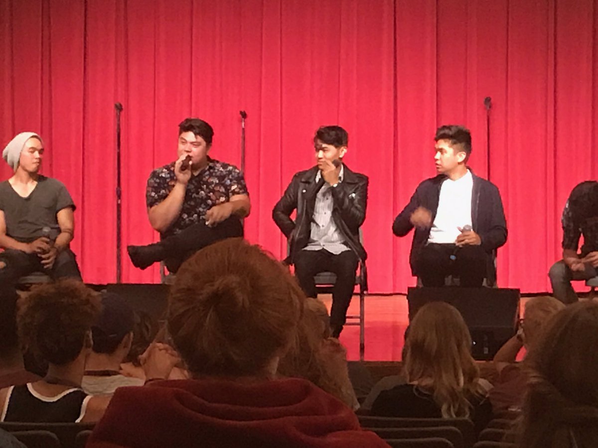 Also spotted at @acappellacademy, @msuaccafellas alum <a href="/JoeCaigoyPH/">Joe Caigoy PH</a> with <a href="/TheFilharmonic/">The Filharmonic</a> 👀👀👀