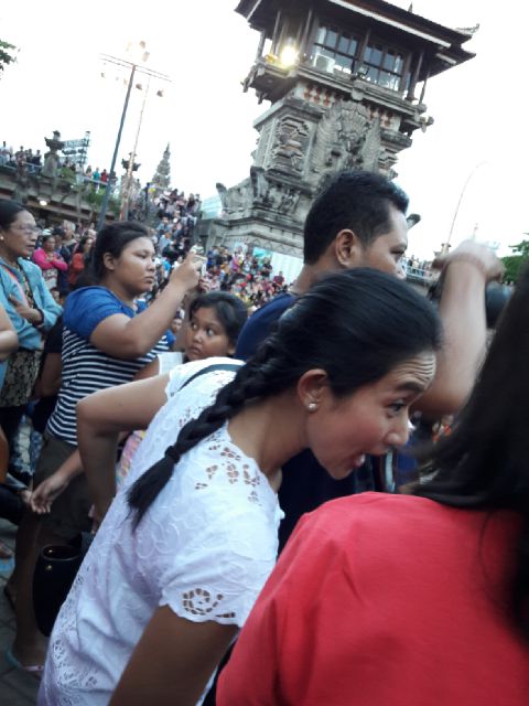 Ketemu mbak <a href="/Happy_Salma/">Happy Salma</a> di Art Centre Bali