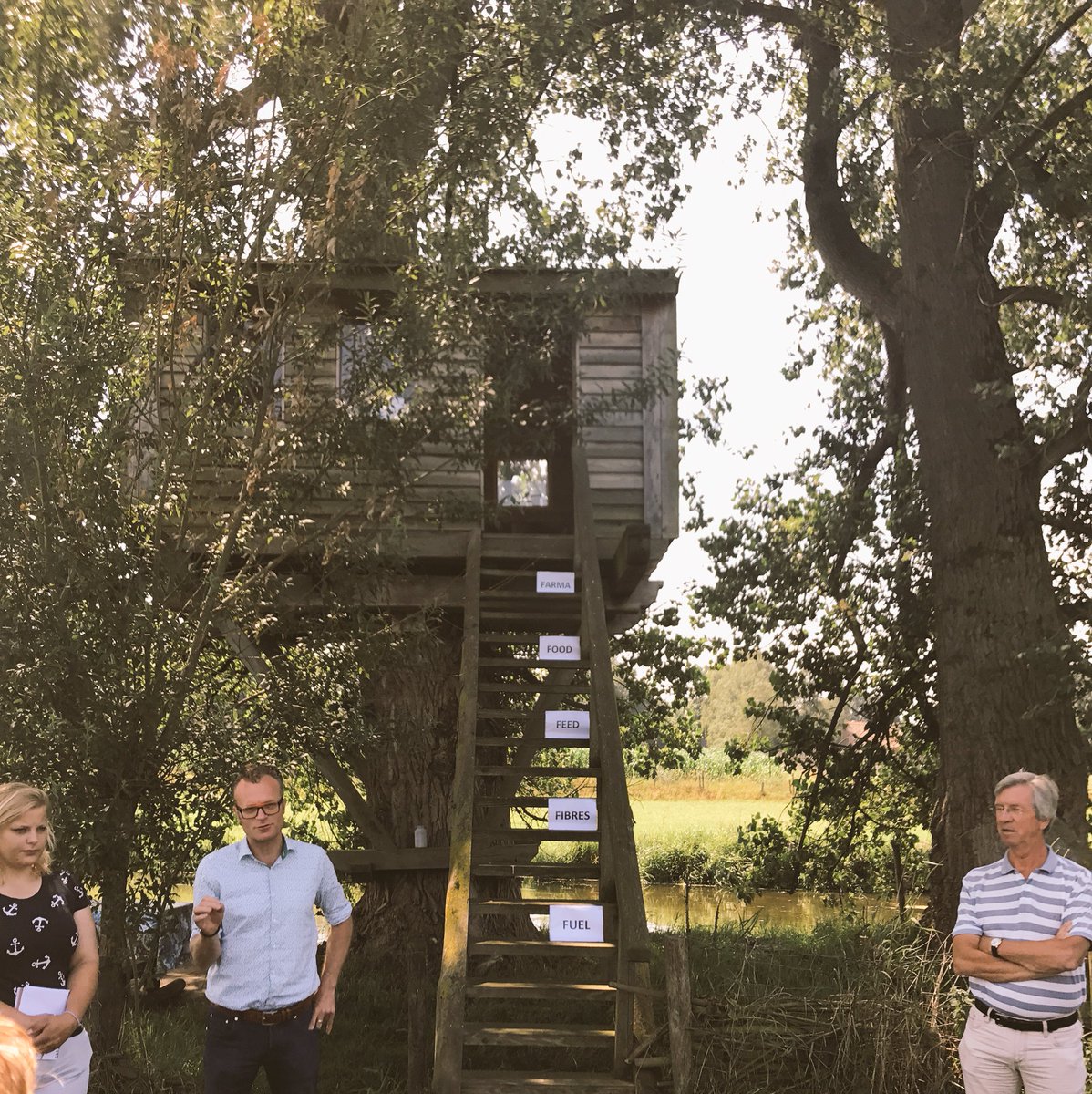 FoodWaste_Xpert's tweet photo. Spelen met de F-jes als oplossing voor het hoger verwaarden van voedsel. #customerbuzz #NoWaste @ImagroBV https://t.co/zonXEyzUDc
