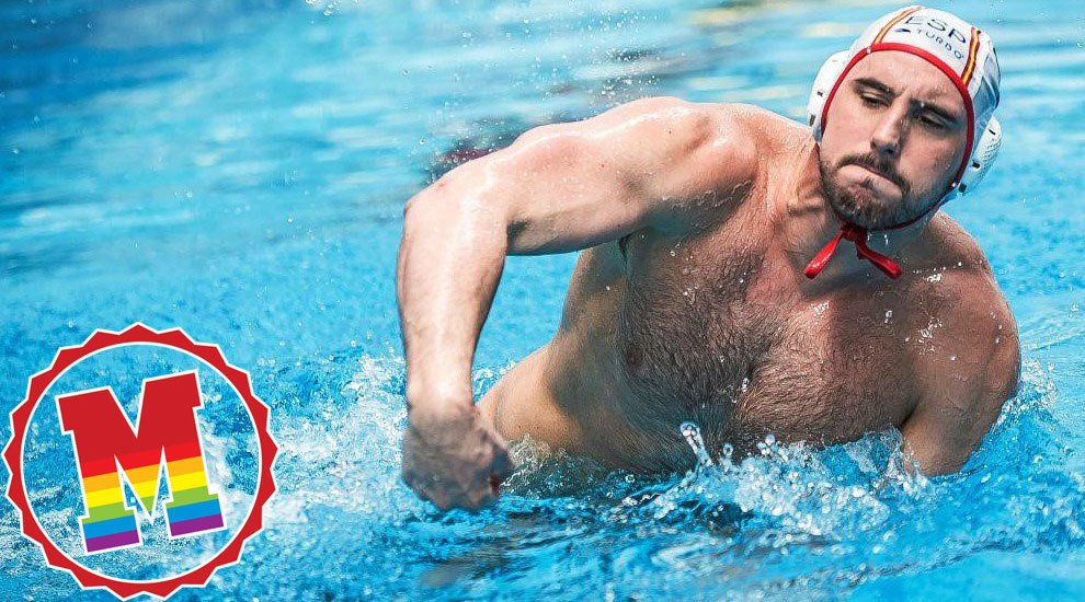 WaterpoloGarraf's tweet photo. "No merece la pena vivir escondido" - @marca: https://t.co/RLe8sDchLc https://t.co/Fhixul3HRE