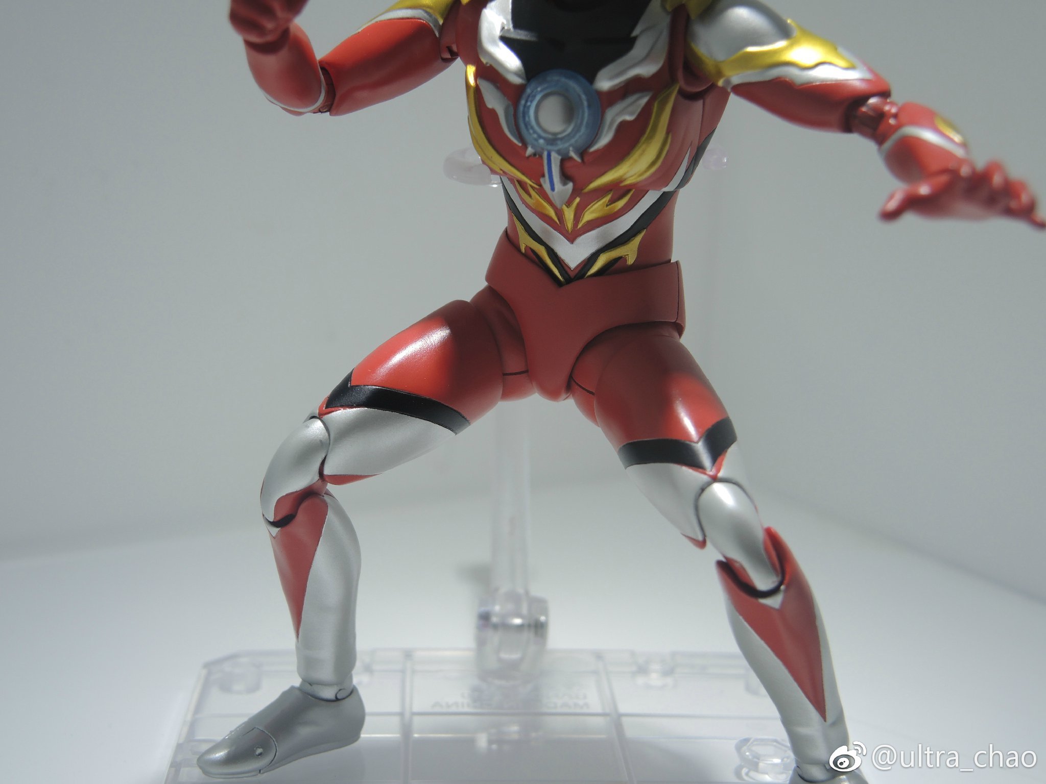 改造品S.H.Figuarts ウルトラマンオーブ バーンマイト 改造品S.H.Figuarts ウルトラマンオーブ バーンマイト