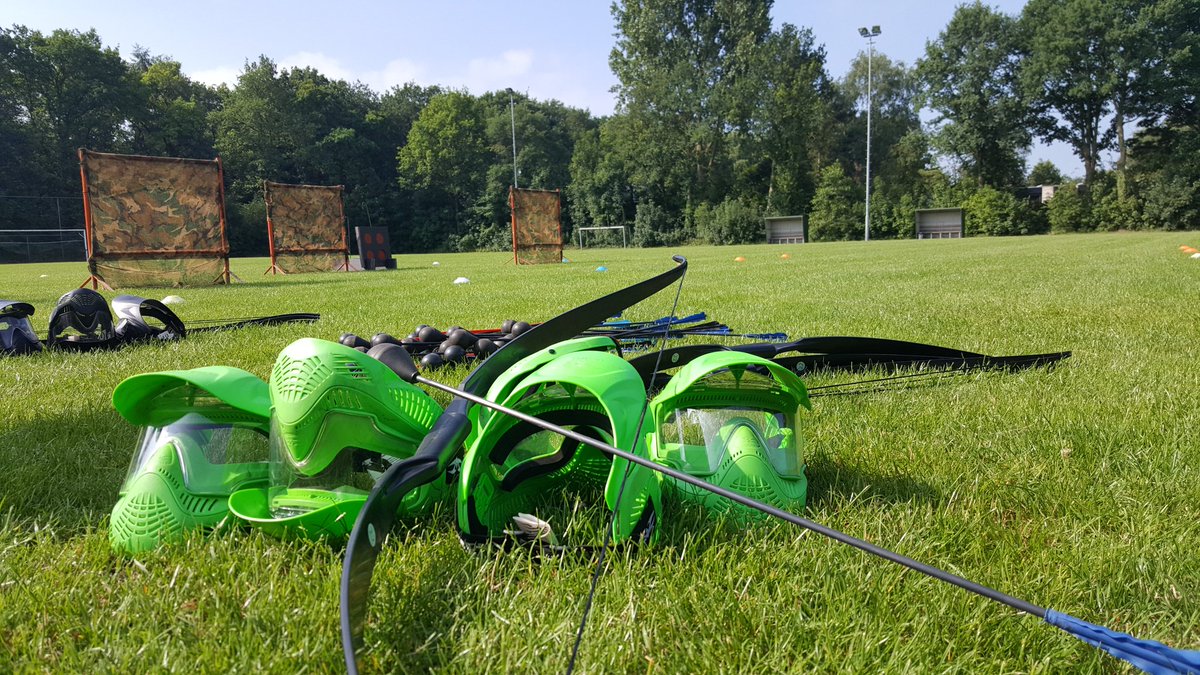specialheroes's tweet photo. Speciale sportdag voor leerlingen @StichtingRENN4 #witakker #rijs  @OutBakkeveen met #archeryattack #boogschieten #obstaclerun #lasergamen https://t.co/toGiYEKUnY