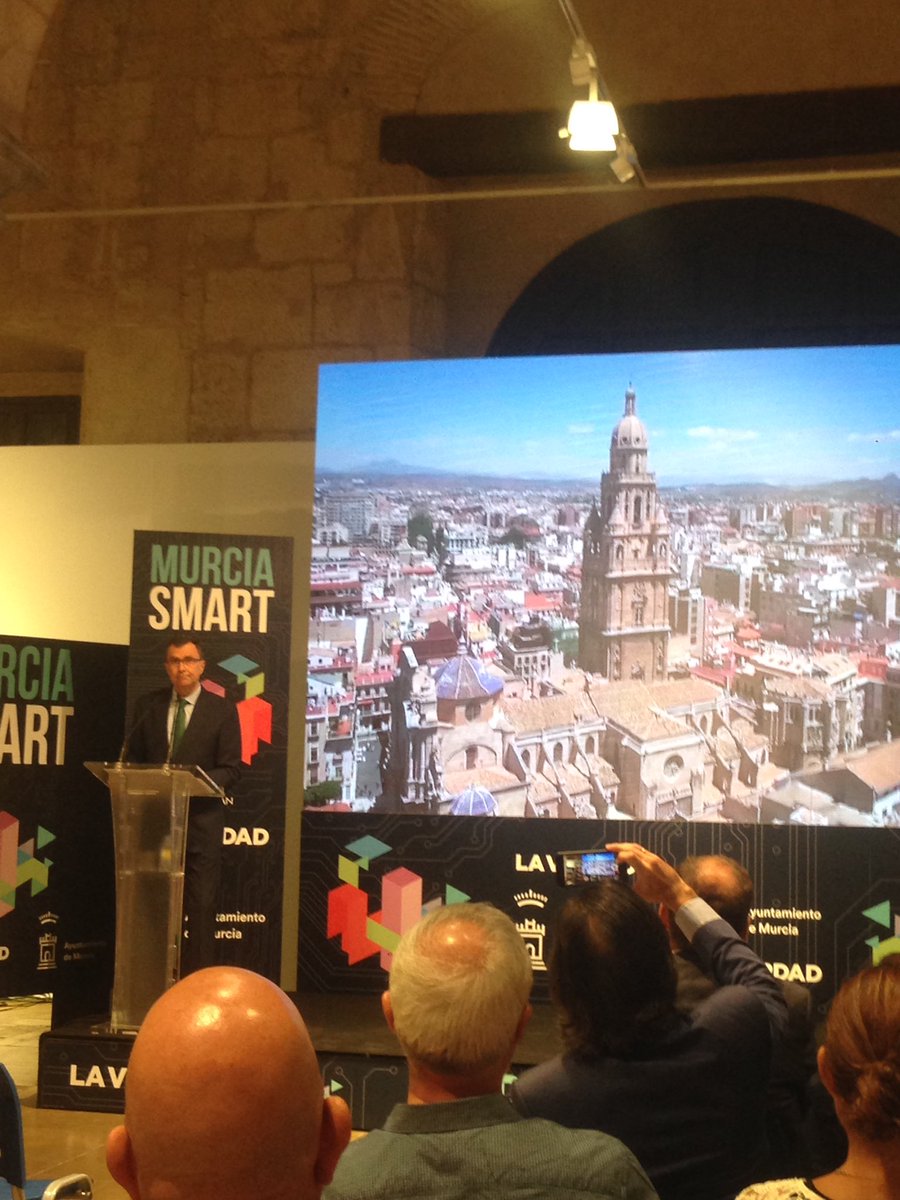 SOCK DATA tweet media