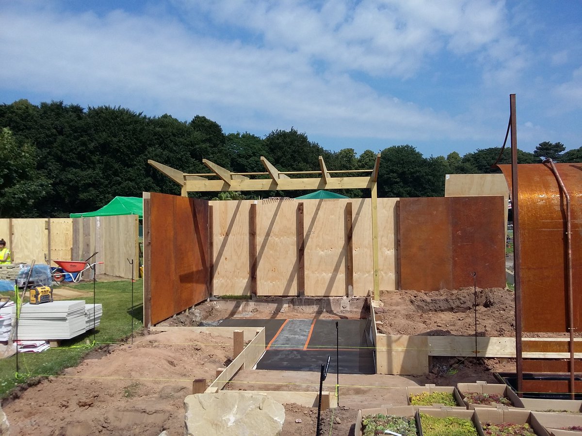 BenPoulter25's tweet photo. That's the canopy structure up!! #youngcreators #youngdesigner #youngcontractor #RHSTatton @BALI_Landscape @The_RHS https://t.co/VkagUzwXsq