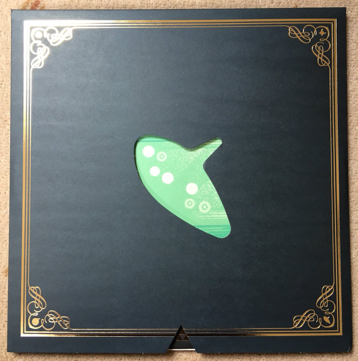 thevinyler's tweet photo. Look at what the postman just dropped off. #epic #zelda #sweet @iam8bit https://t.co/n8zEBbKpmk