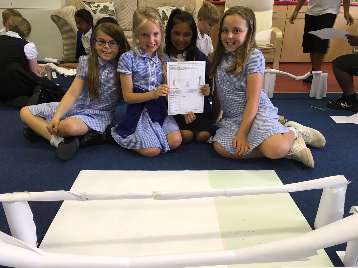 pjmort777's tweet photo. @ScarthoJ Fab teamwork skills happening while we bridge build with our new class, 5M https://t.co/XIpBazNQFO