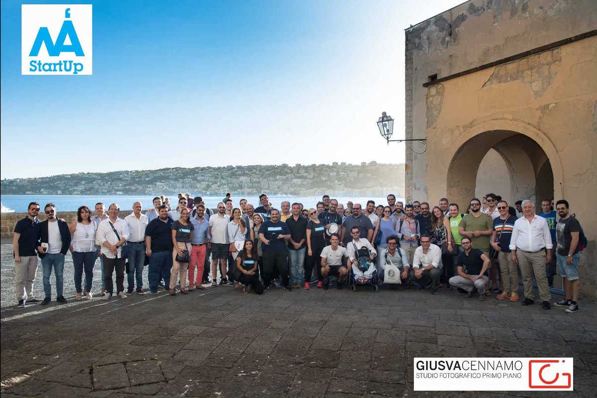 NAStartUp's tweet photo. Tutte le Foto di #NAStartUpDay a Castel dell'Ovo 
sono in anteprima qui ;) 
#Napoli #Startup MoveUp @giusva_cennamo
https://t.co/GudMMNBWXY https://t.co/6a4rHSo1eE