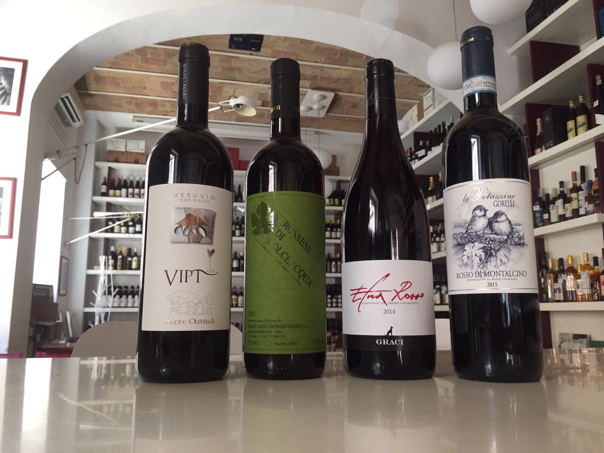 JustWineconcept's tweet photo. La mescita dei rossi da #wineconcept! L'Italia del vino in un bicchiere! https://t.co/cJRRdKbi9d