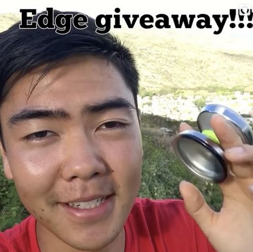 rewindyoyo's tweet photo. エヴァン・ナガオ選手がInstagram上でビデオコンテストを開催。スポンサーを受けるチャンスも。
https://t.co/LqAdE9Ic26
#ヨーヨーファクトリー #ヨーヨー #yyfedge https://t.co/LtngSdu8uM