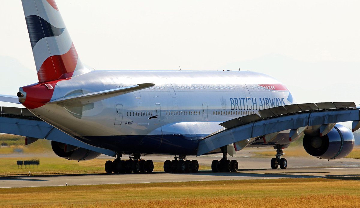 Kent_YVR's tweet photo. .@British_Airways @Airbus #A380 #Speedbird5VY #GXLEE #Landing #Rollout @yvrairport 26R #Vancouver #ReverseThrust #brakes #flaps #yvrspotters https://t.co/ckvlctgjP8