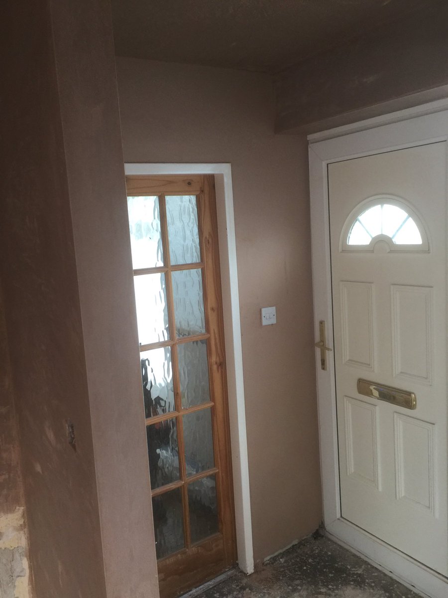 Ingrambms's tweet image. Overboarded ceiling and skimmed out kitchen #plastering #ipbservices