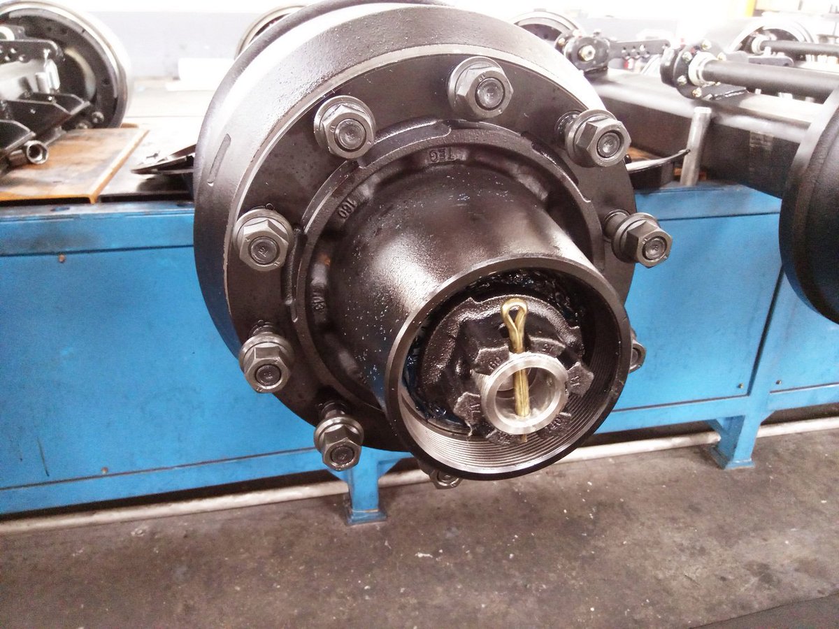 Rubywu1769's tweet image. German/BPW type axle:
• brake drum warranty:100,000kms                       
• axle beam warranty:2 year 
• axle warranty:1 year
