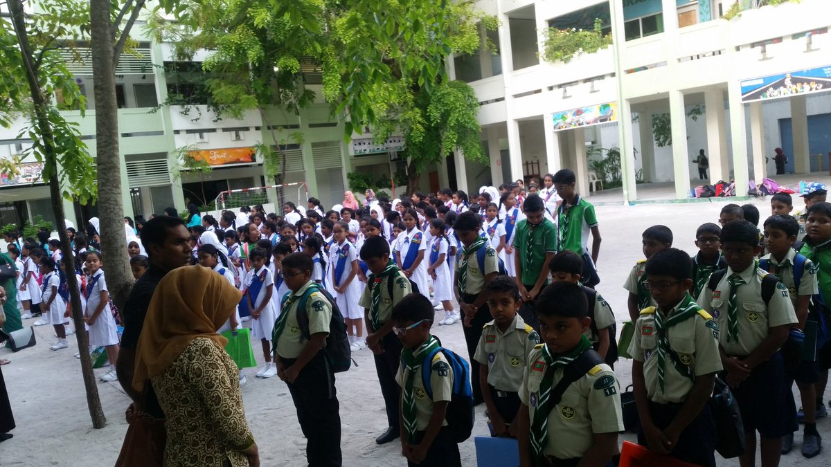 kalaafaanu_mv's tweet photo. Uniform Body Meetings for the Second Term Began....#Littlemaids #Guides #Cubs #Scouts
@EducationMV @aishathshiham @ScoutMV https://t.co/PXks9MEtYD