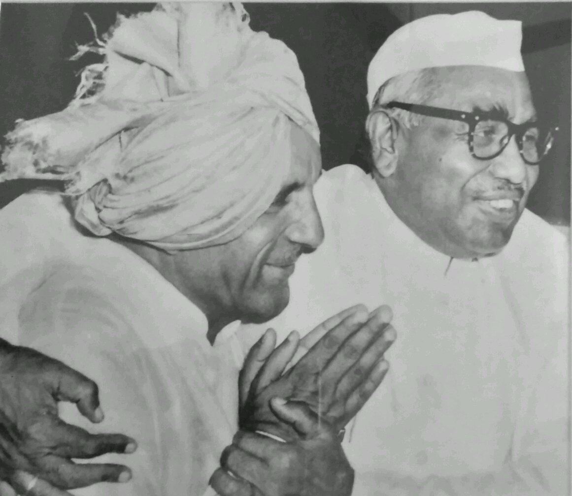 BhupinderShooda's tweet photo. स्वतंत्रता सेनानी,समतामूलक समाज के प्रणेता, उपप्रधानमंत्री जगजीवन राम जी को भावपूर्ण श्रद्धांजलि।
पिताजी एवं पितातुल्य बाबूजी की साझा तस्वीर https://t.co/LCWs281ZdP