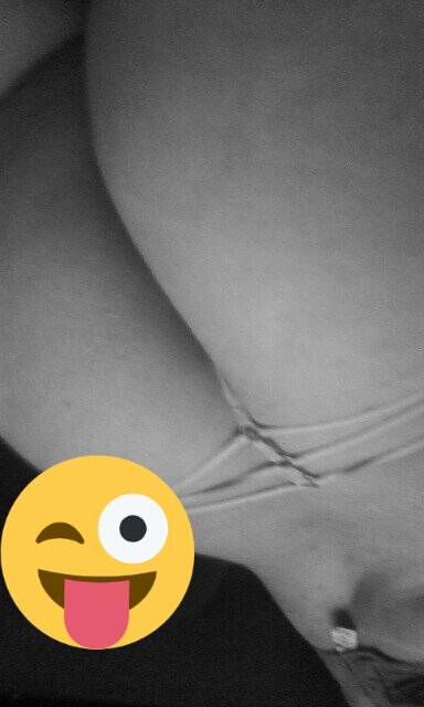 #thongthursday https://t.co/PxzTR5kVRU<a href="/tag/thongthursday"class="tags">#thongthursday</a>