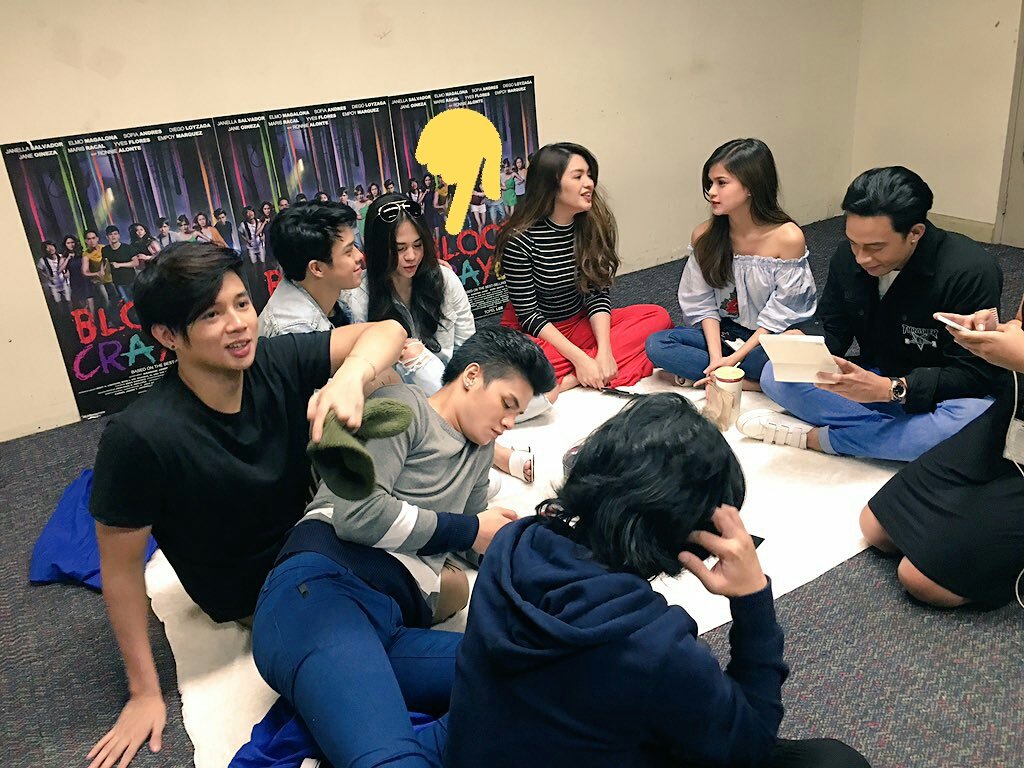 ENGlobalPH's tweet photo. Eh sinong clingy?

#BloodyCrayonsSCChat3 https://t.co/yXKoG57iqj