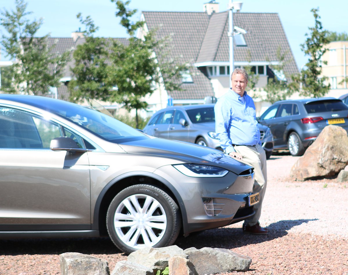 BertHendriks's tweet photo. Wist je al dat nieuwe medewerkers per vandaag alleen nog een all electric leaseauto kunnen kiezen bij ons? https://t.co/sTnTUJTP0r https://t.co/gZp6bezqdv