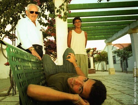 ElCanijodeJerez's tweet photo. Lo que nos hubiéramos seguido riendo si aún estuvieras aquí compare mío...
*En mis estrellas siempre brillando #MigueBenitez ✨ 6/7/2004 https://t.co/CXT29uFtwt