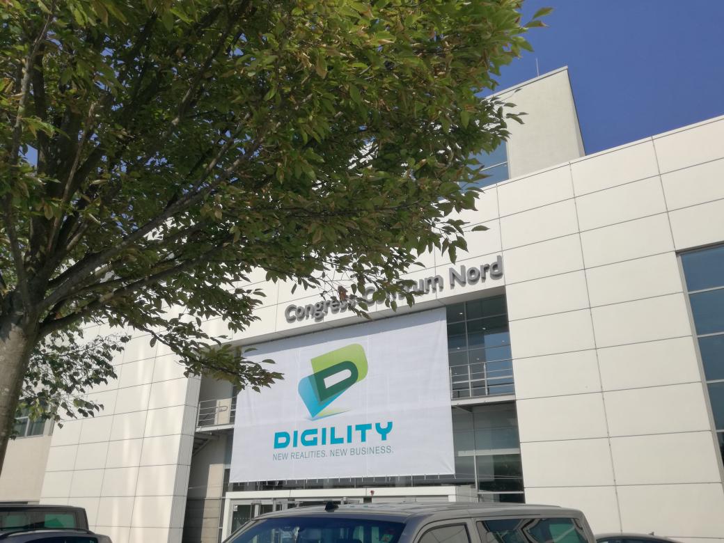 EDFVR1's tweet photo. Los geht's mit Tag #2 #DIGILITY17 #edfvr #edfvrprogramm https://t.co/cbYRmVNWML