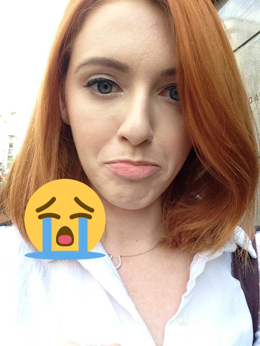 JosieEBoyd's tweet image. Think im going to have to leave chicken less and go to work.  2 1/2 hours and nada #sad #chickenupdate @lovechikn #willcomeback