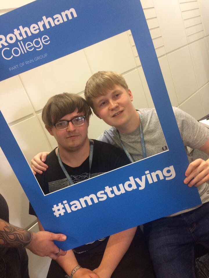 RolandAcademy's tweet photo. More great photos of our current Level 3 students & staff at yesterday's @RotherhamColl Taster Day! #IamStudying #music https://t.co/xIVbJRzkBk