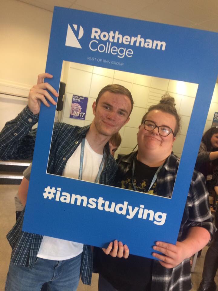 RolandAcademy's tweet photo. More great photos of our current Level 3 students & staff at yesterday's @RotherhamColl Taster Day! #IamStudying #music https://t.co/kf8F6Jq5th