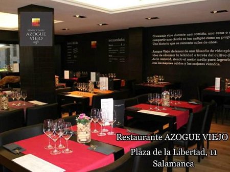 AzogueViejo's tweet photo. ¡Muchísimas gracias Enrique por tus palabras! Os esperamos en próximas cenas "especiales" que tengamos ¡a disfrutar! https://t.co/55Vbdrm8vA https://t.co/eqBwD0Ekr1