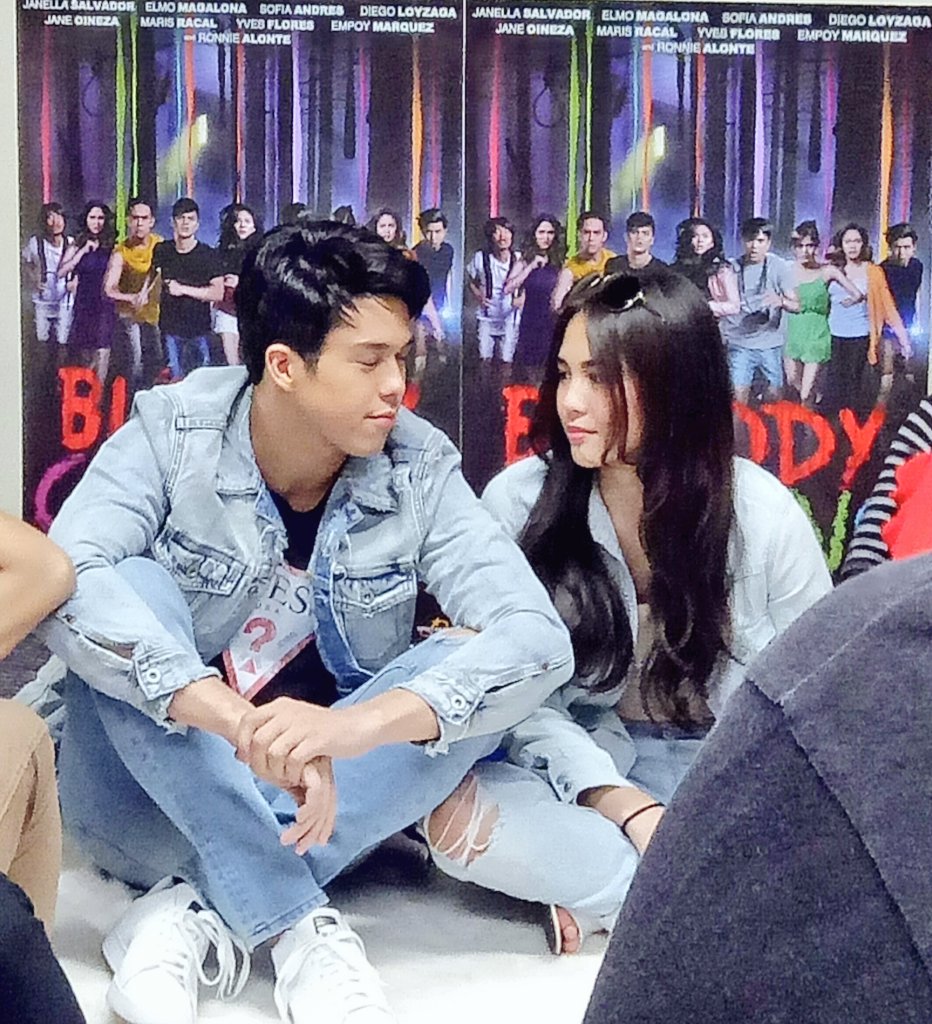 cheskaonice's tweet photo. Syempre hindi mawawala ang kilig moments with #ElNella ❤ #BloodyCrayons #BloodyCrayonsGame https://t.co/i9BKhqPrG8