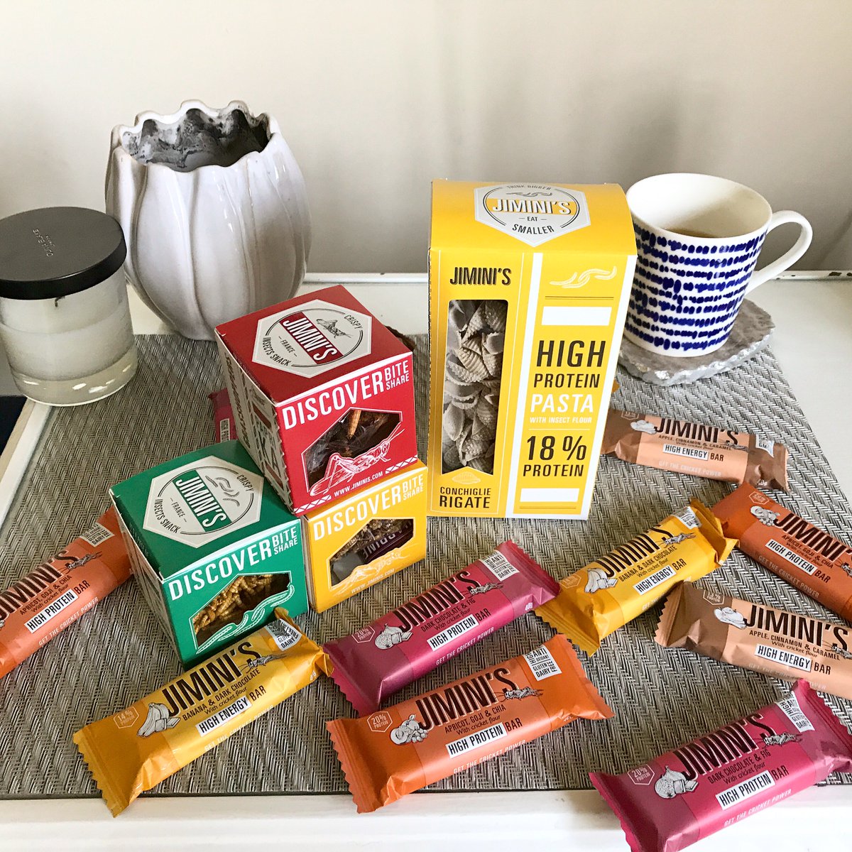 bug_grrl's tweet photo. Food and crop science summer school UoN, UK. #getthecrixketpower #eating insects #jiminis @JiminisFood https://t.co/6PwYuGbeuF
