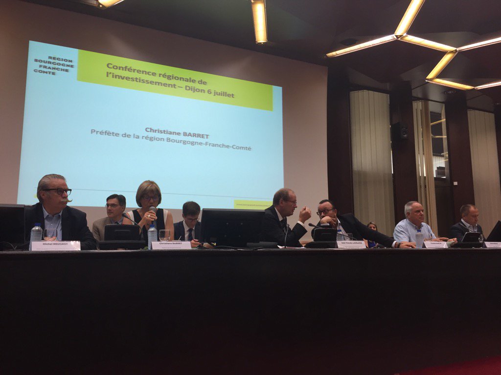 FRTPBourgogne's tweet photo. Conférence régionale de l'investissement c'est parti! #Etat #CRBFC @ffb @capeb @unicem @frtpbfc @FNTP_info https://t.co/n9KzATo3gA