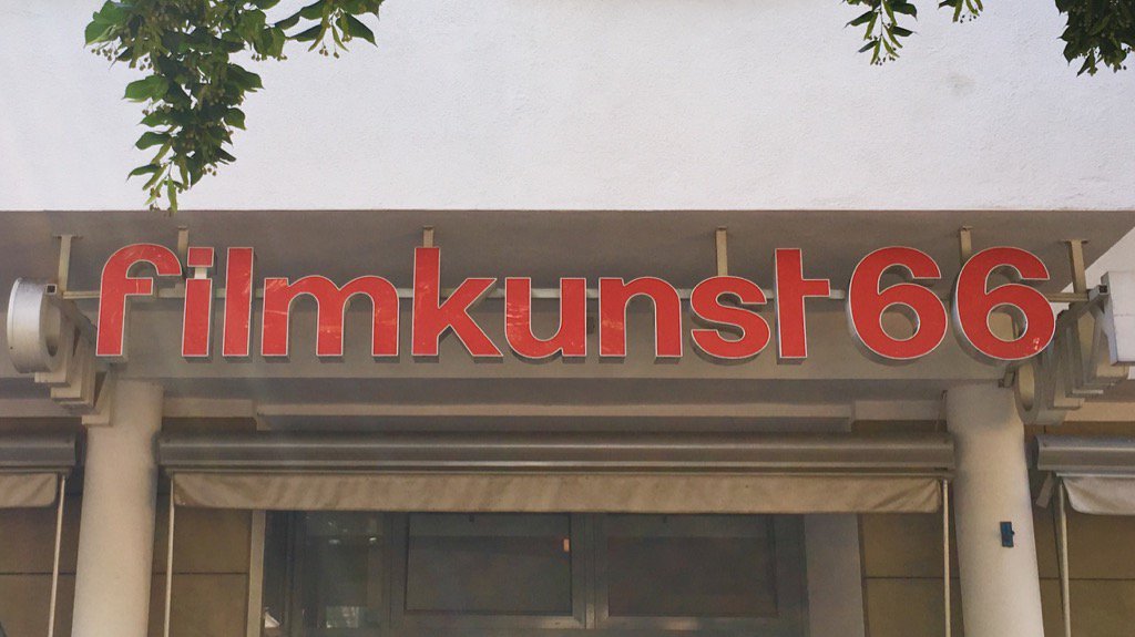 espiekermann's tweet photo. What a missed opportunity for a ligature! #typography https://t.co/OOeGVUMrwG