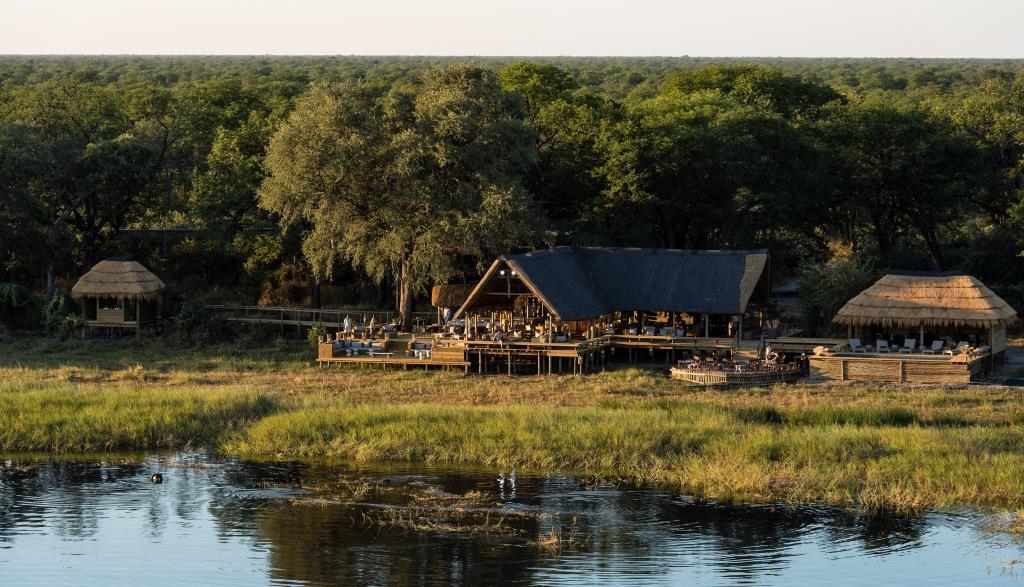 Northern_Expo's tweet photo. The mokoro (mekoro pl.) is synonymous with the Okavango Delta and a popular experience at Sable Alley #naturalselectiontravel https://t.co/9xlokg3J86