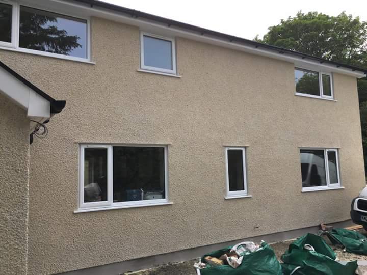 GwydyrWindows's tweet photo. Some recent work in white UPV-C &amp; Chartwell Green Composite door in a style chosen by our customer 😊 https://t.co/LJ1c4CT0sN