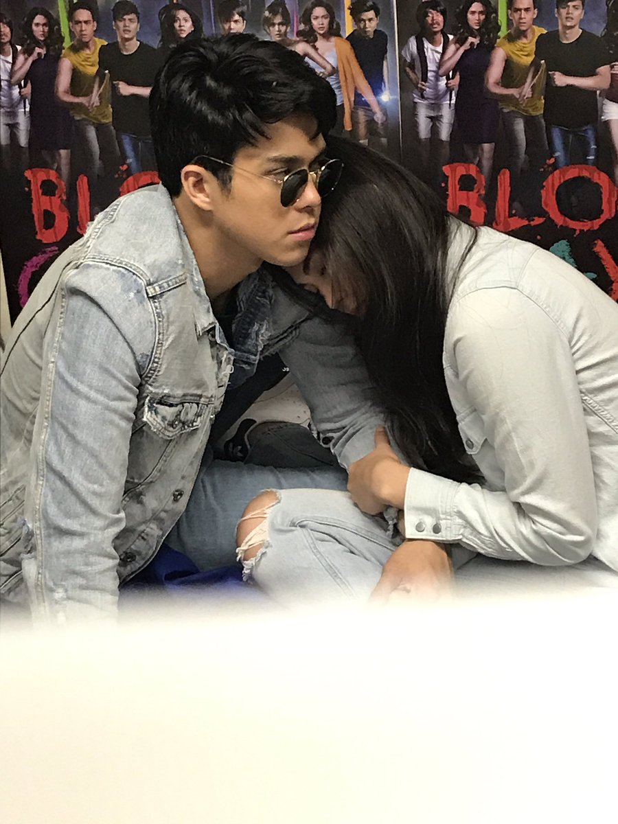 SimpleAlt's tweet photo. Hindi ako maka get over dito. My ELNELLA Heart 💞💝💗💟💓😍 https://t.co/zW0G9VXTnJ
