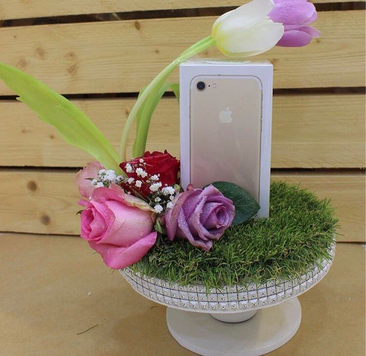 نوفر لكم جميع انواع #الهدايا 
مع توفر خدمة التوصيل داخل الرياض
.
.
واتساب : 0568087008
انستغرام Aljo0re 
.
.
#الجوري_للهدايا_والتغليف