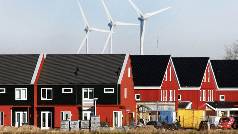 #Participatie in #windmolens: "Gesprekken met betrokkenen vóórdat de plannen worden gemaakt." <a href="/apvermeulen/">Arthur Vermeulen</a> in <a href="/nrc/">NRC</a>: ►bit.ly/2usVxua