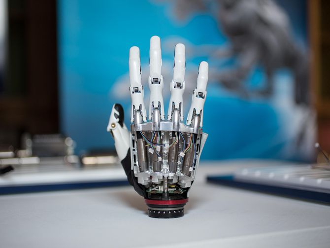 CNET's tweet photo. The coolest robots from UK Robotics Week 2017 https://t.co/aLqRPSQYm1 https://t.co/MjzGxS7wqs