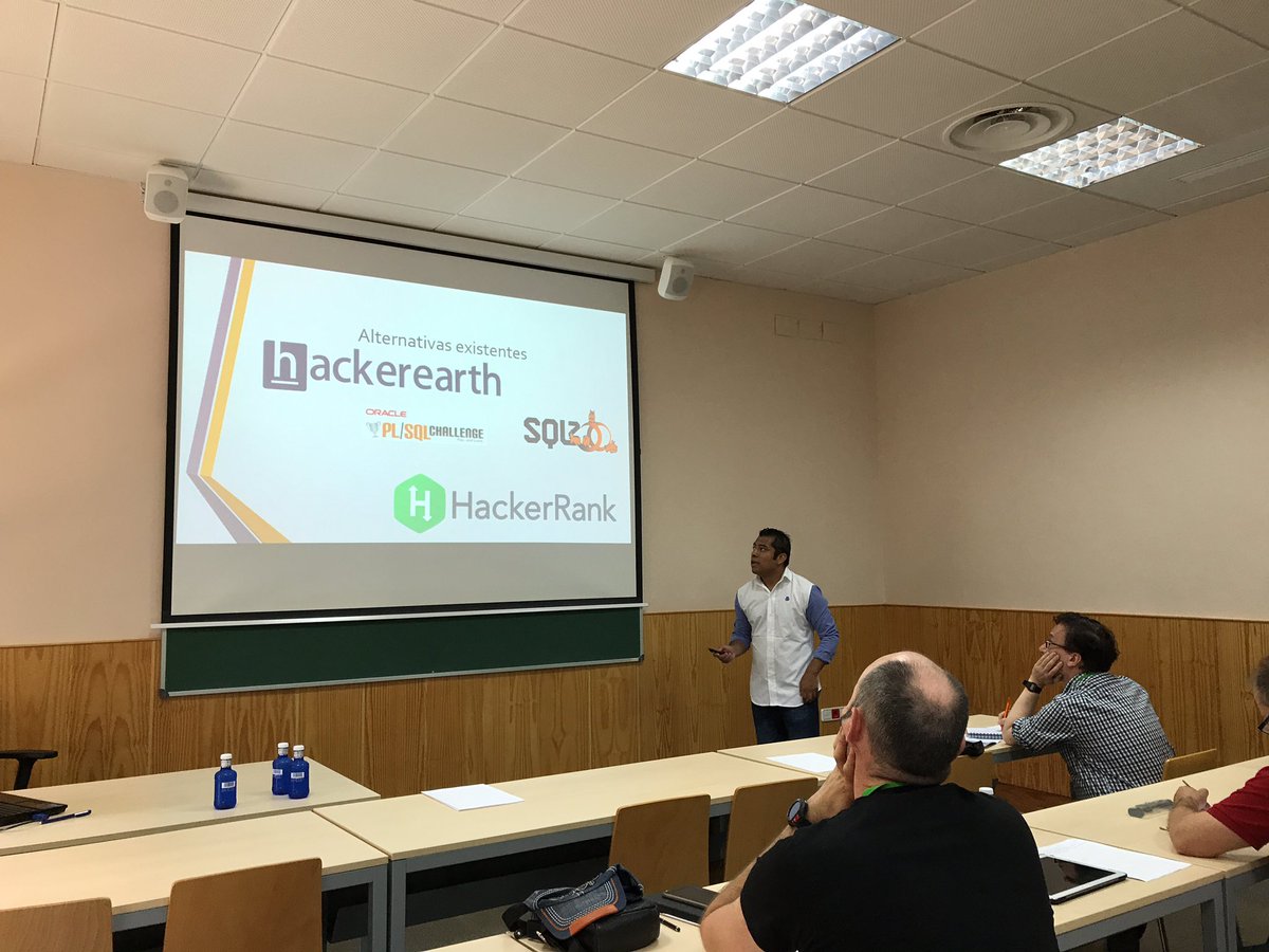 jenui2018's tweet photo. #JENUI2017 también nos presenta un sistema web para practicar consultas SQL con Erick Orlando de la UNAM de México https://t.co/MyJNlS7nFB