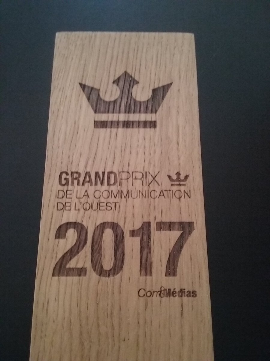 CometMedias's tweet photo. Demain, entre 12h et 14h, suivez la cérémonie de remise des trophées du GP Com&amp;Médias en live tweet, assuré par @ouestmedias, sur #GPCM2017 https://t.co/bb0a6m7GHd