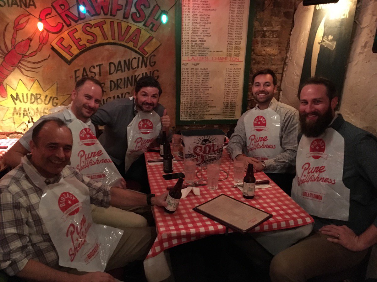 elinaPMS's tweet photo. Excellent evening out with @skilaparva visiting from Chile! #clientbonding #bigeasylondon #pureshellfishness https://t.co/nSKS5sUKe0