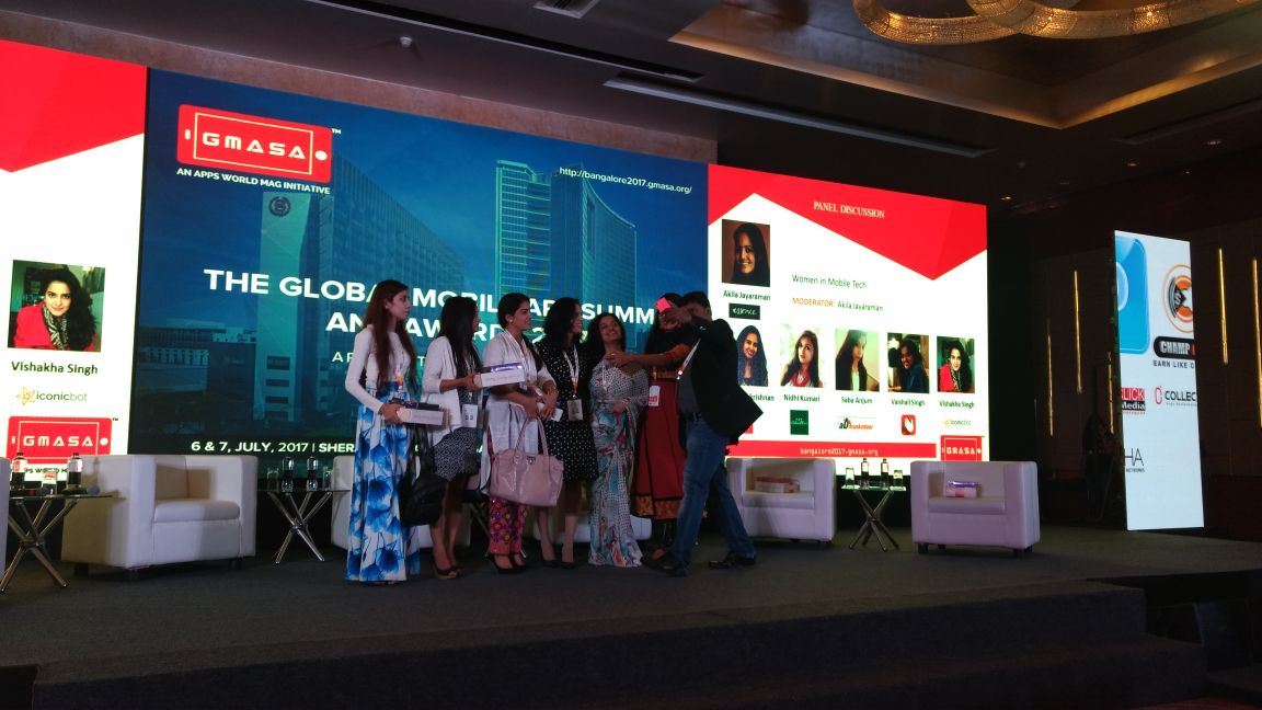 TheGMASA's tweet photo. Selfie moment at #GMASA with the all woman panel! https://t.co/6YEWTGFG0l