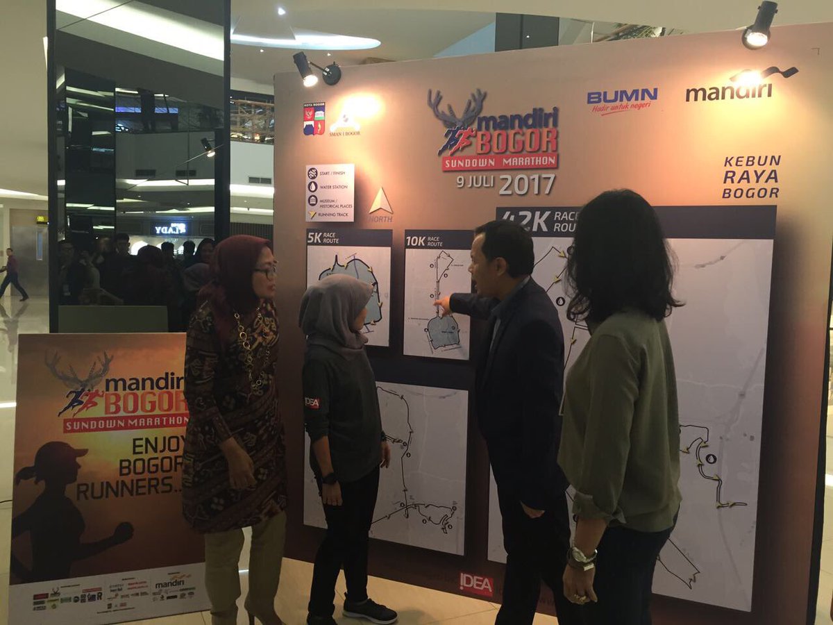 bankmandiri's tweet photo. Suguhan menarik dari event ini adalah lokasinya di Kebun Raya Bogor sebagai race village yg memiliki pemandangan indah. #mbsm #beritamandiri https://t.co/lgZpf3kV02
