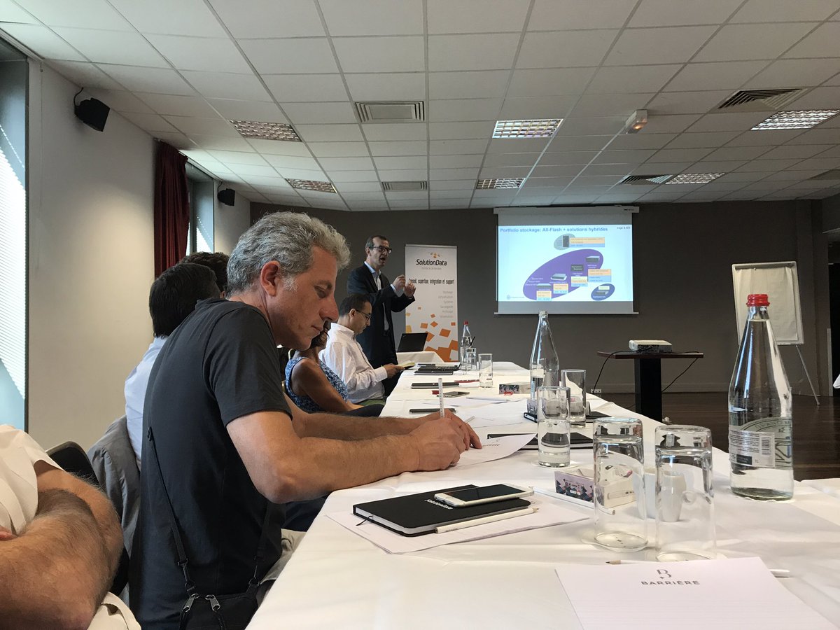 galghisi's tweet photo. Manifestation #solutiondata #IBM / présentation #IBM spectrum &amp; IBM #power #server ! https://t.co/91laGMt8MV