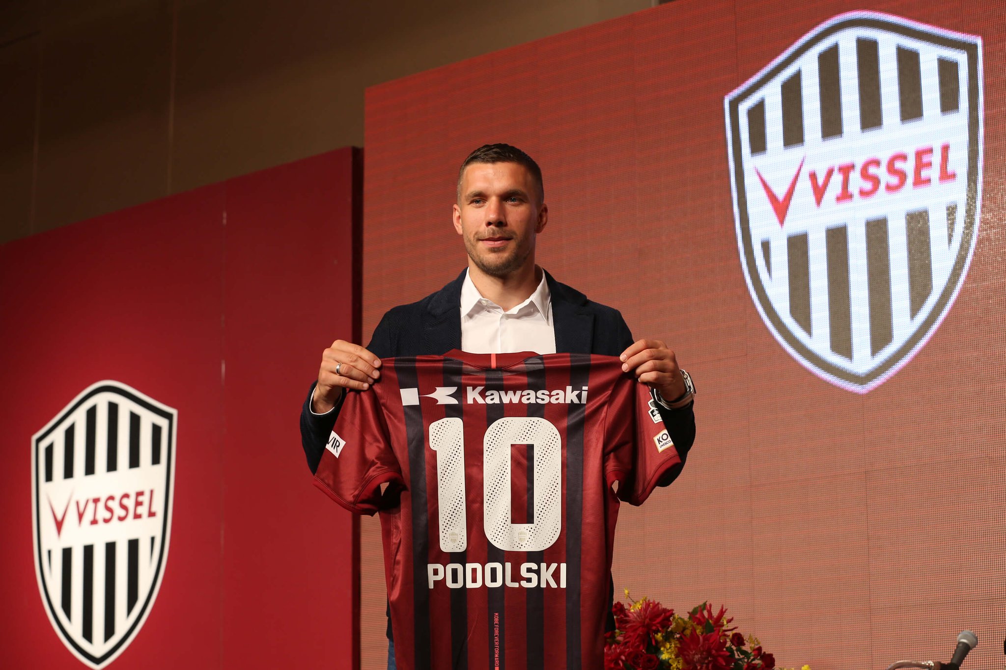 HAT-TRICK: Lukas Podolski, Vissel Kobe
