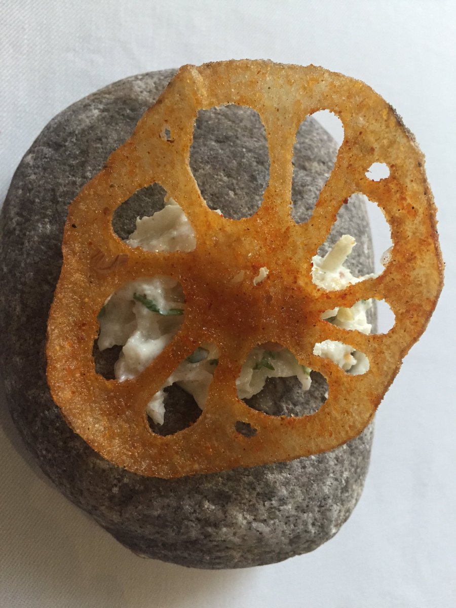 reshii's tweet image. Nadur choorma  with mujj tchetin. Kashmiri snack served the modern way in #masalalibrary