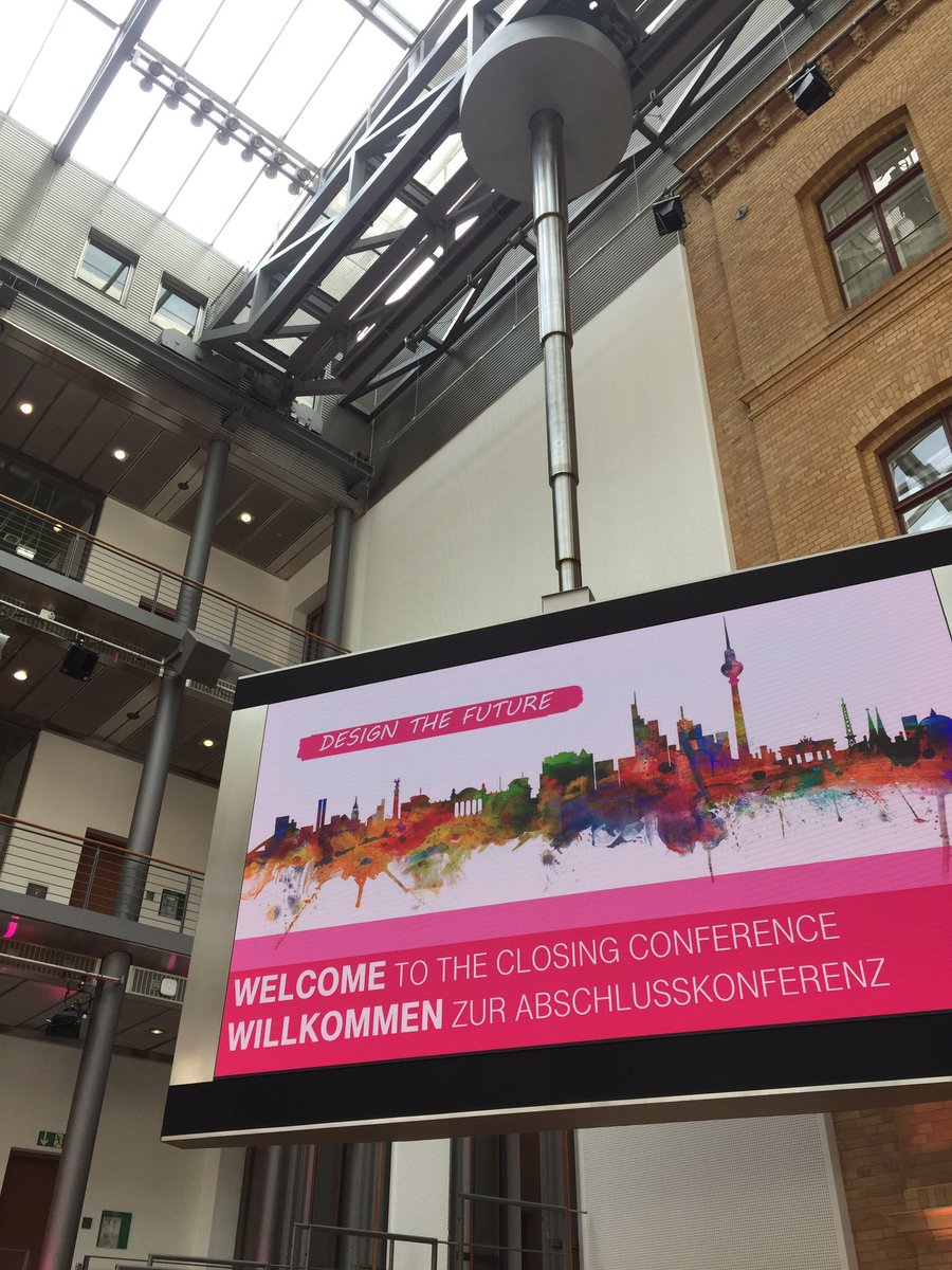 orangenjette's tweet photo. #FEP2016 Abschluss in Berlin. Gruß an alle Mitstreiter und Danke für ein spannendes Jahr. #Telekomwall https://t.co/F54fIwkBi3