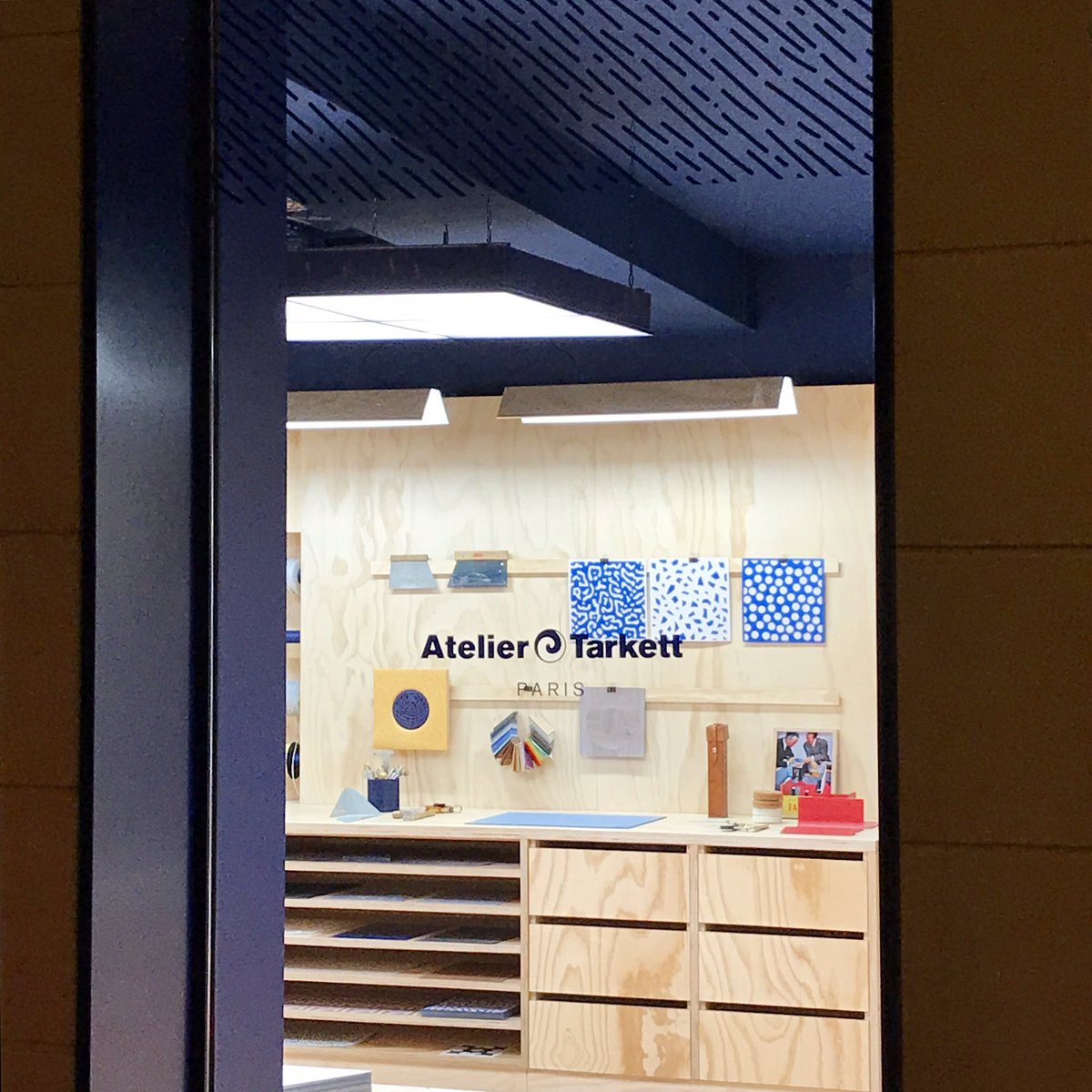 a_lebosse55's tweet photo. L#ateliertarkett est ouvert ! Rdv au 43 rue saintonge ! @GroupTarkett #55designstudio @14septembre #interiordesign #design #architecture https://t.co/4FQlIxRAGj