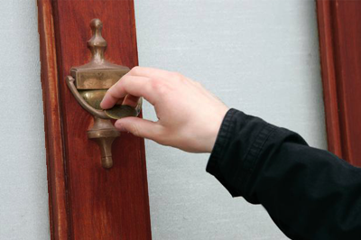 Crypto_Mystical's tweet photo. We are looking to take on Door to Door Canvassers. Send us your CV in an email on enquire@swdessex.com to apply! #Essex #Basildon #Canvey https://t.co/Mqi4xiXdCw